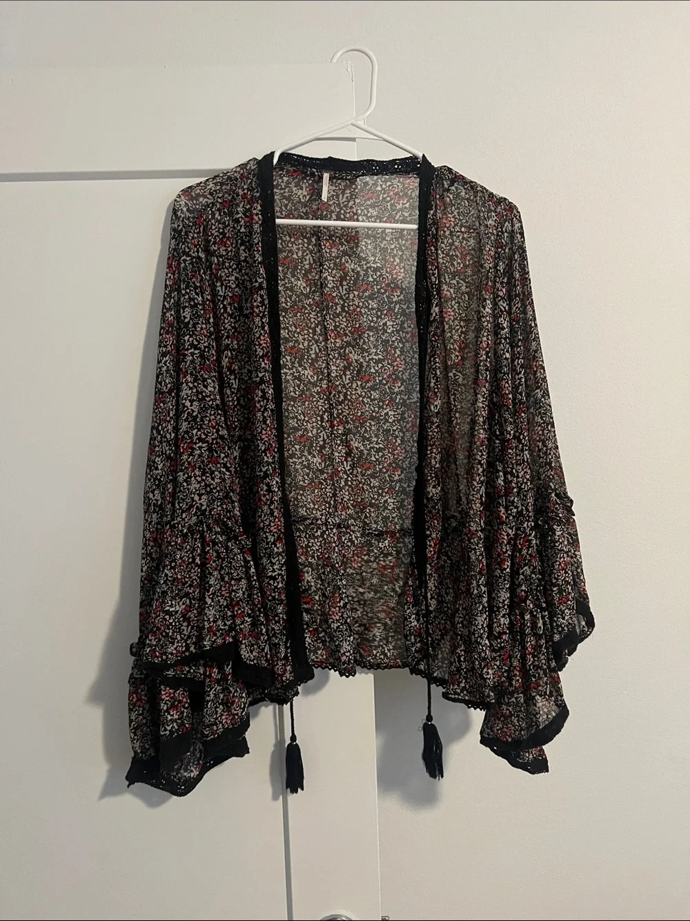 Free People Sheer Floral Kimono Cardigan sz Small